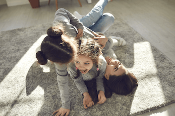 Синантропные вредители — это насекомые и грызуны, приспособившиеся жить рядом с человеком